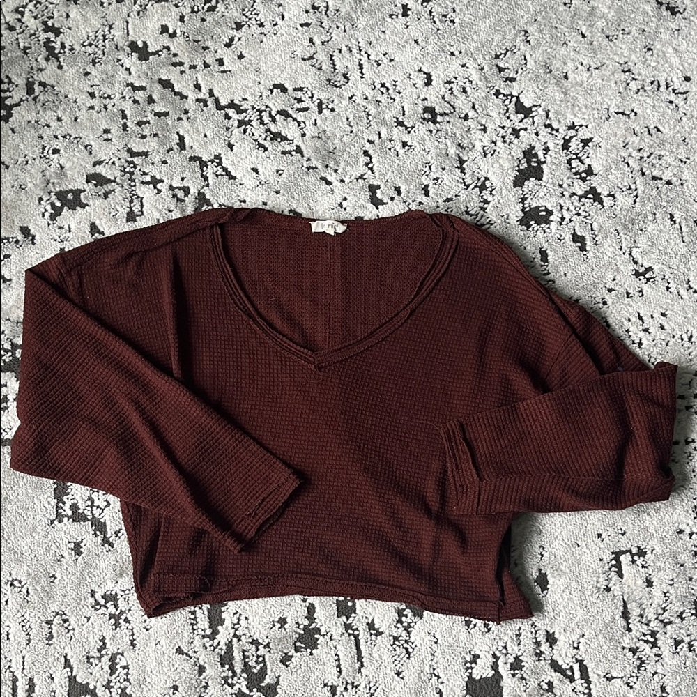 LA MIEL V-Neck Sweater - Deep Red
